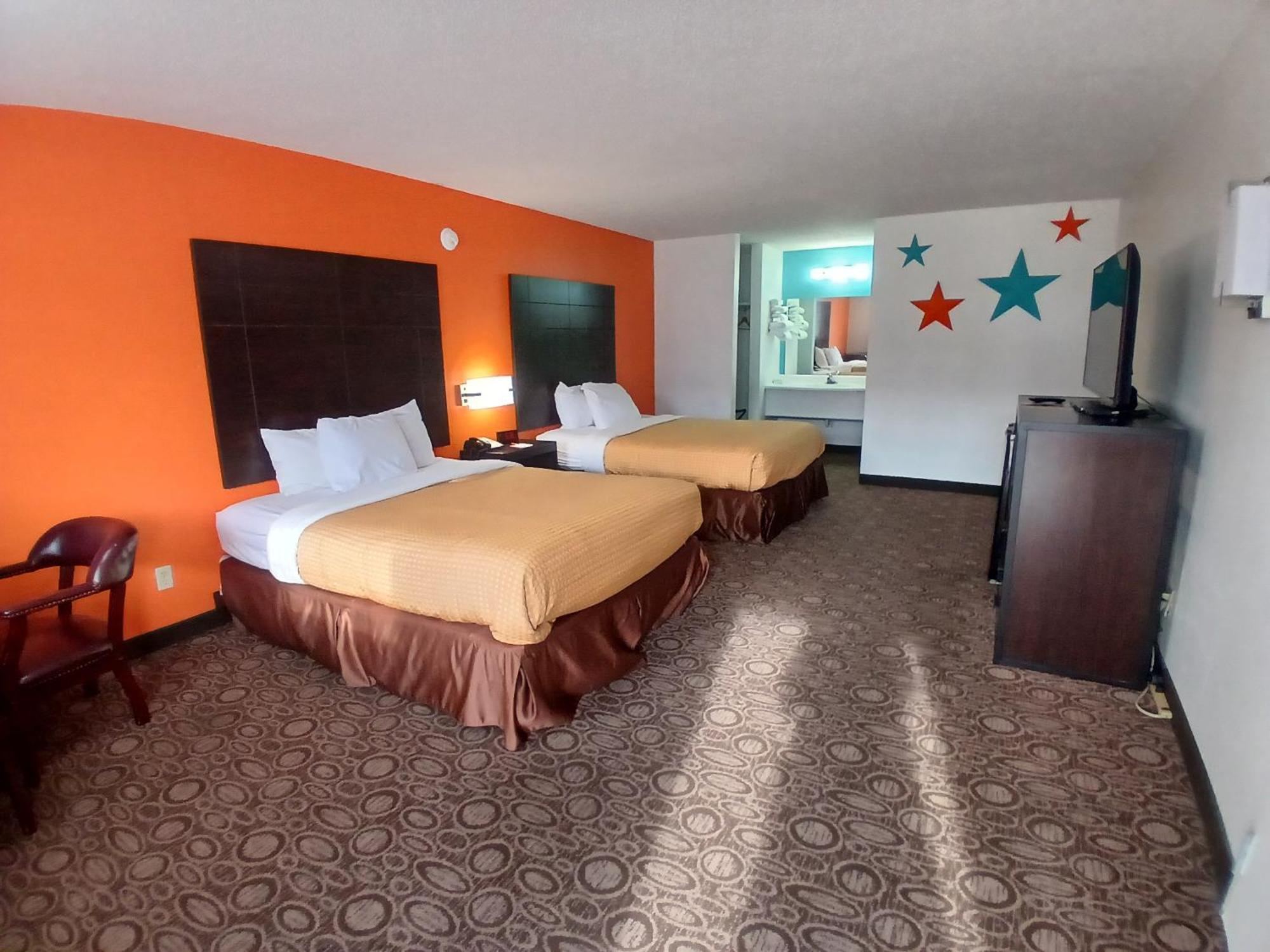 Howard Johnson By Wyndham Branson Theatre District Exterior photo