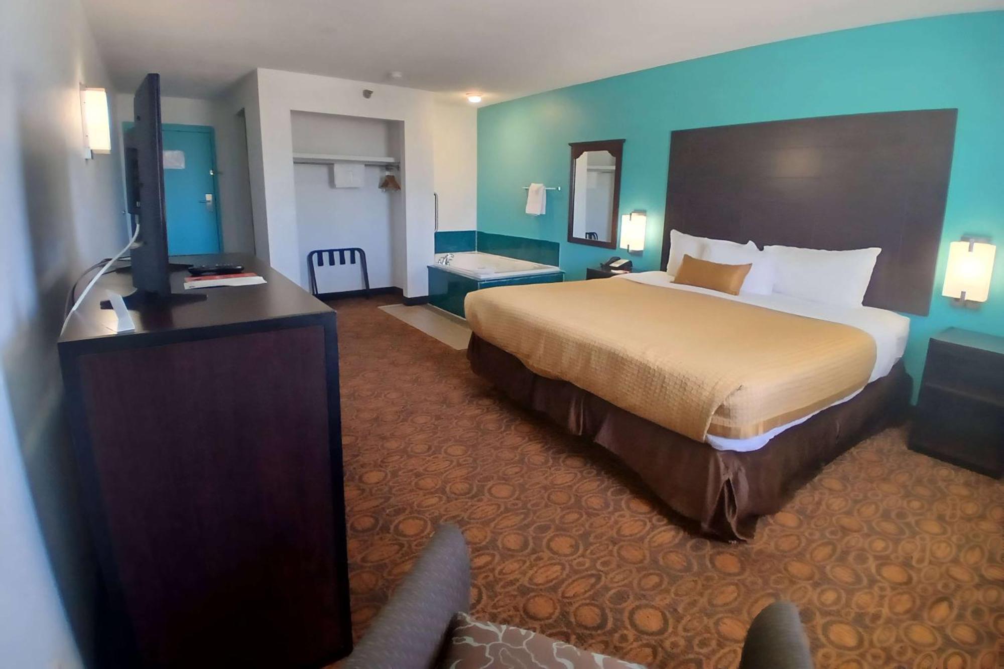 Howard Johnson By Wyndham Branson Theatre District Exterior photo