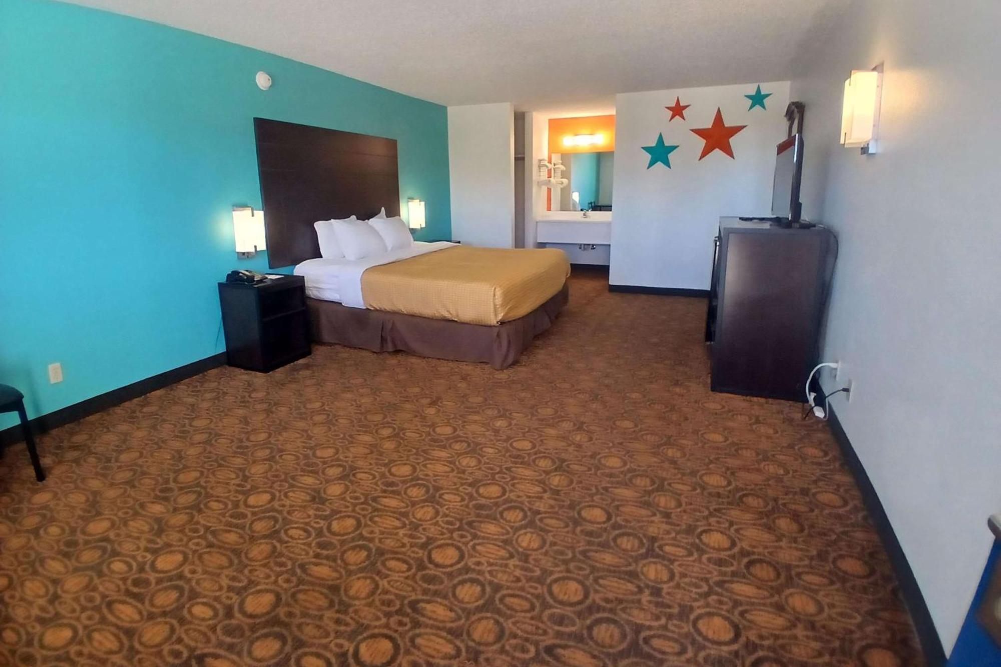 Howard Johnson By Wyndham Branson Theatre District Exterior photo