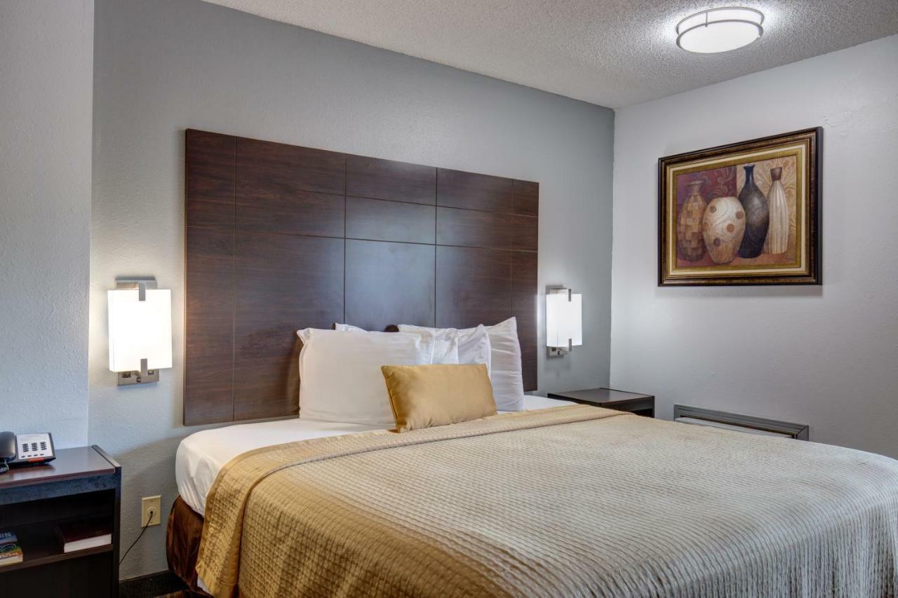 Howard Johnson By Wyndham Branson Theatre District Exterior photo